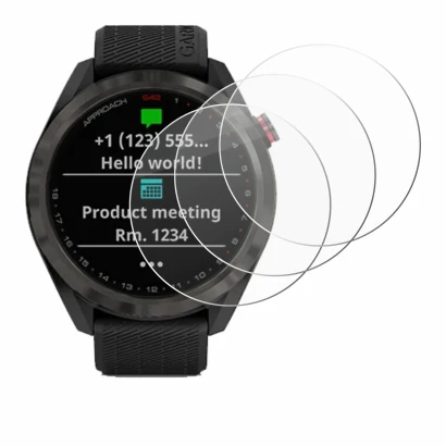 Immagine del dispositivo Garmin Approach S42 con un'ampia varietà di protezioni per lo schermo.