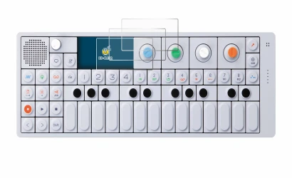 Immagine del dispositivo Teenage Engineering OP-1 Sampler & Controller con un'ampia varietà di protezioni per lo schermo.