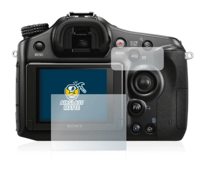 Immagine del dispositivo Sony Alpha 68 con un'ampia varietà di protezioni per lo schermo.