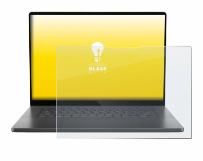 Immagine del dispositivo ASUS ROG Zephyrus G16 2024 con un'ampia varietà di protezioni per lo schermo.