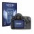 Parte frontale di una confezione del prodotto con il logo del marchio Savvies. Accanto è raffigurato il dispositivo Nikon D90 