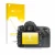 Parte frontale di una confezione del prodotto con il logo del marchio upscreen. Accanto è raffigurato il dispositivo Nikon D90