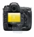Immagine del dispositivo Nikon D4 con un'ampia varietà di protezioni per lo schermo.