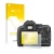 Parte frontale di una confezione del prodotto con il logo del marchio upscreen. Accanto è raffigurato il dispositivo Pentax K-