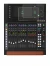 Immagine del dispositivo Behringer Wing Compact con un'ampia varietà di protezioni per lo schermo.